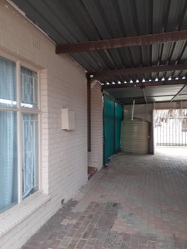 9 Bedroom Property for Sale in Odendaalsrus Free State